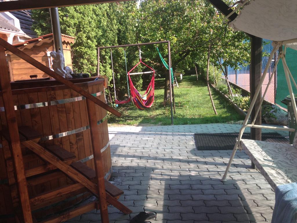 Abszolut Vendeghaz Keszthely Exteriör bild