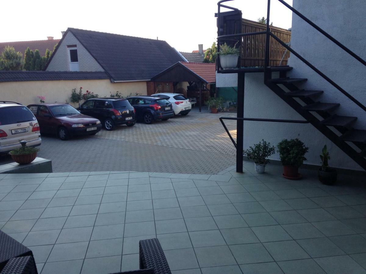 Abszolut Vendeghaz Keszthely Exteriör bild